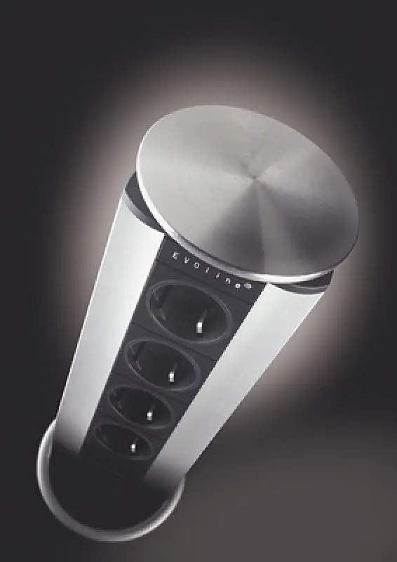 EVOline Port 3 Ενσωματωμένη πρίζα με γείωση, καπάκι από ανοξείδωτο ατσάλι.