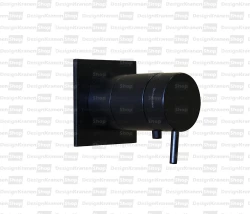 Ο Waterevolution Flow εντοιχισμένος θερμοστάτης ντους με τετράγωνη ροζέτα μαύρο ματ T142TBPR.