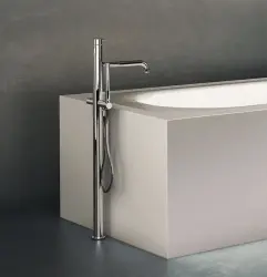 Waterevolution Flow αυτόνομη μπαταρία μπάνιου με χειρονακτική ντους από γκρίζο μέταλλο T133GME