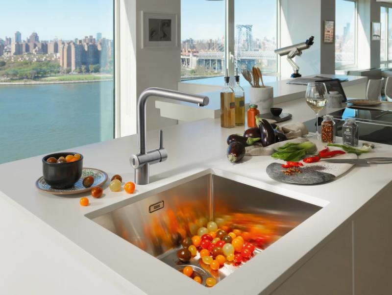 Φράνκε μασίφ ανοξείδωτος χάλυβας αισθητήρας βρύση κουζίνας Atlas Neo περιστρεφόμενη έξοδος inox 115.0625.489