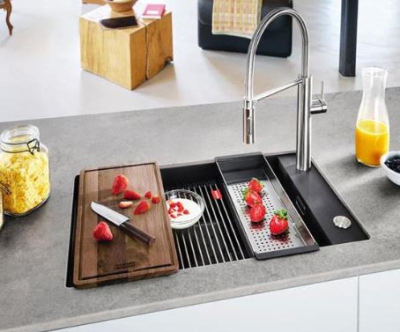 Φράνκε Κούμπους 2.0 δισκάκι από ανοξείδωτο ατσάλι 429x156mm μοντέλο συνδεδεμένο 112.0394.981