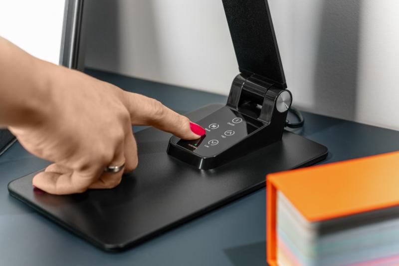 Διακόσμηση Γραφειακό Φωτιστικό Loneos 12W 700lm AC220-240V 3-CCT 5-στάδιο ρύθμιση φωτεινότητας RA>80 USB μαύρο 1208962502