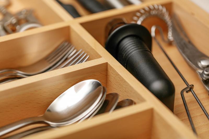 Διακοσμητική θήκη μαχαιροπίρουνων Cutle για την κουζίνα, ρυθμιζόμενο ένθετο για ντουλάπια 600-1000mm 1208966291