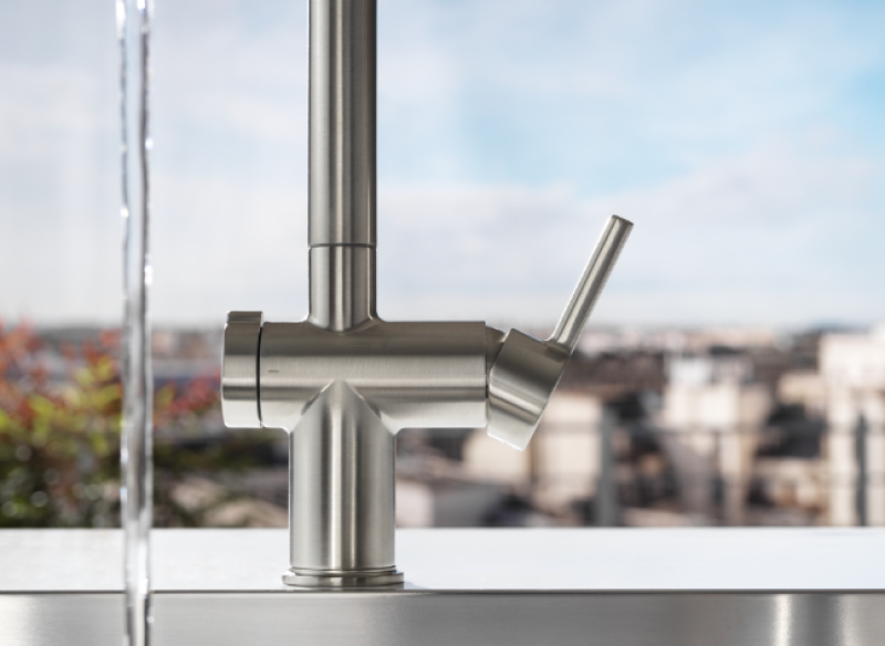 Φράνκε Active Twist Μίκτης Μονού Χειριστηρίου Ανοξείδωτος Χάλυβας με Αποσπώμενη Ροή και Ενσωματωμένο Χειρισμό Αποχέτευσης 115.0653.505