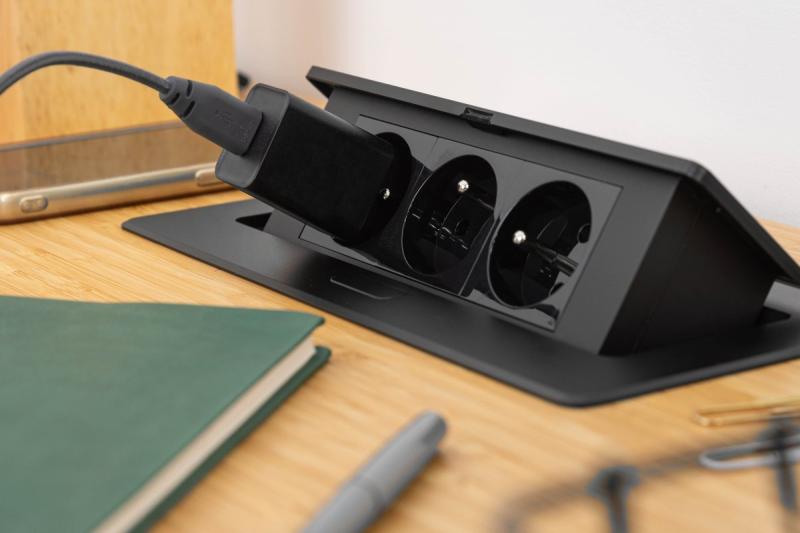 SOFT πρίζα με συρόμενο καλώδιο