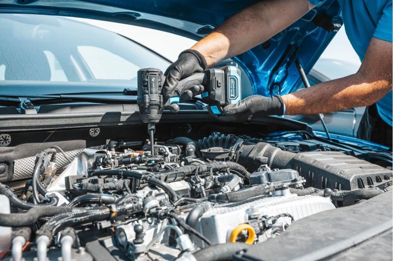 Σετ κρουστικού κλειδιού HÖGERT 200 Nm 18V με χωρίς ψήκτρες κινητήρα