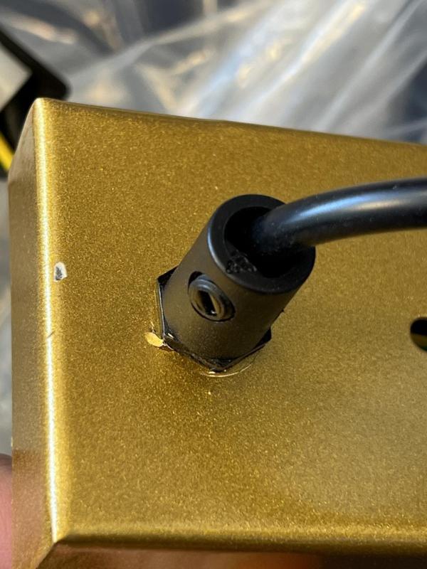 OUTLET Πλαίσιο Προσβεβλημένο Διακόσμηση Κρεμαστό φωτιστικό Avelin με χρυσό ορθογώνιο πλαίσιο πλάτους 80 εκατοστά 2287