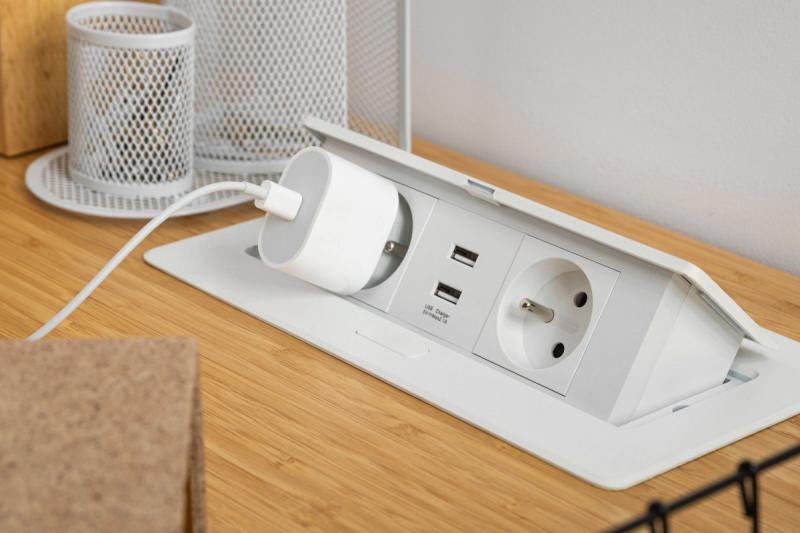 Απαλή, επεκτεινόμενη μονάδα πρίζας.