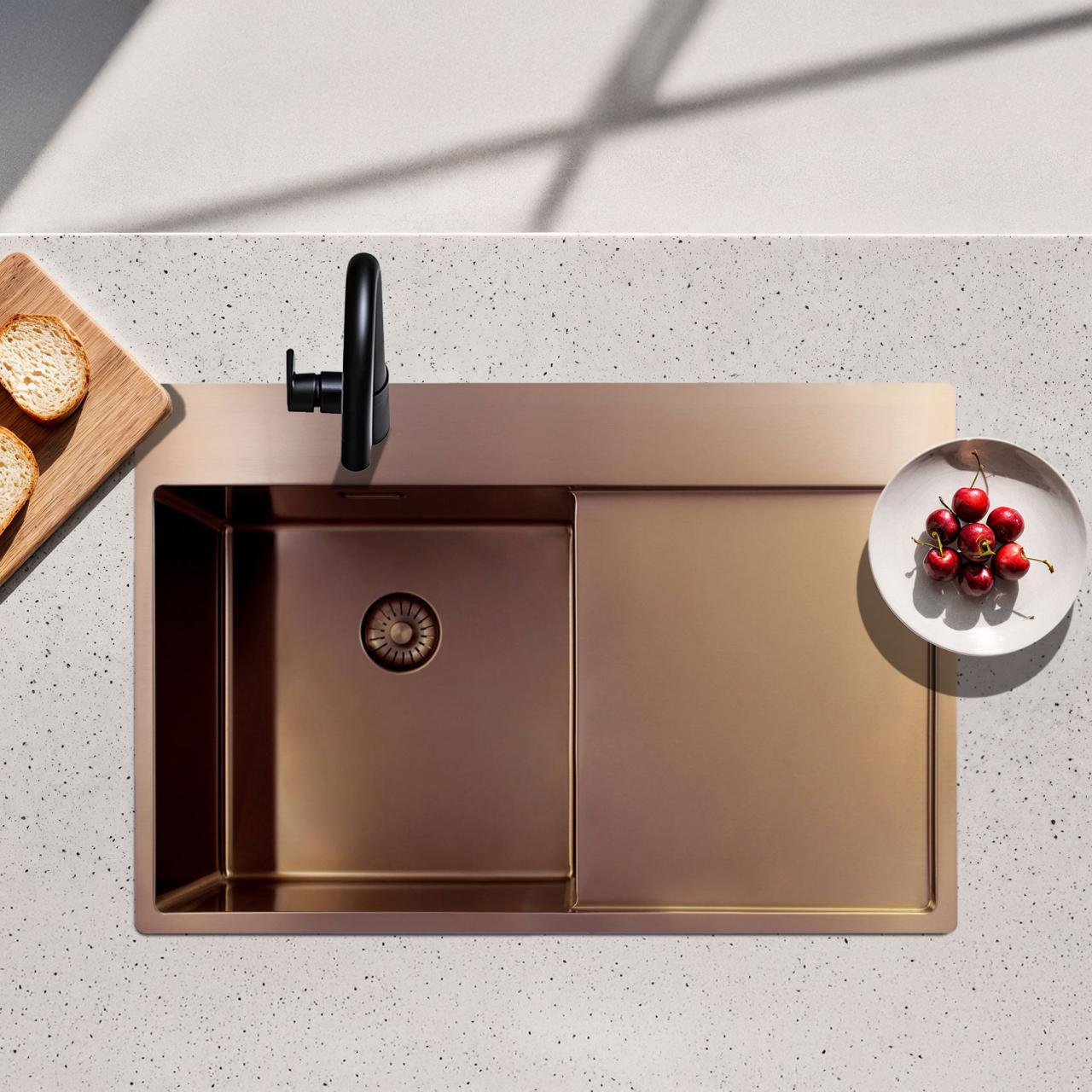 Pure.Sink Exclusivo Χάλκινος νεροχύτης με στραγγιστήρα 78x52 cm Tapwing δεξιά PEX4078RT-62