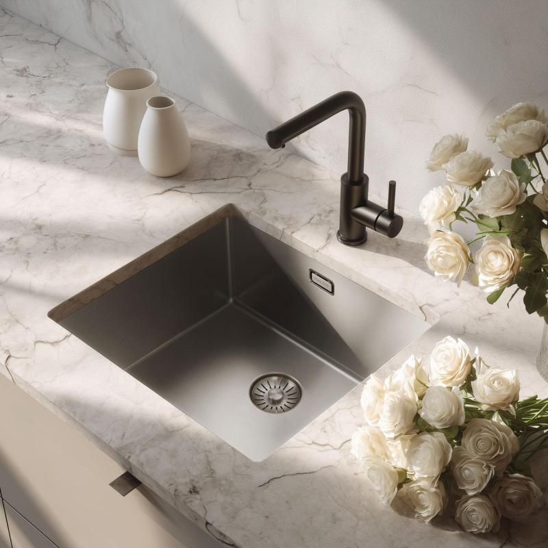 Pure.Sink Exclusivo Ειδικός νεροχύτης από ανοξείδωτο χάλυβα μήκους 35 cm, διαστάσεων 40x35 cm, ακτίνας 10 mm PEX4035-02