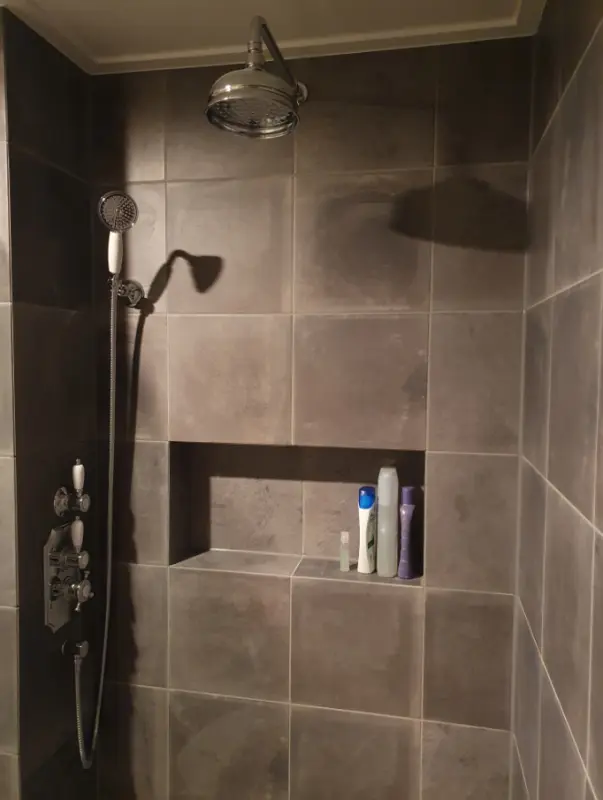 Χούμπερ Βικτωριανό Εντοιχισμένο Θερμοστατικό Ντους Σετ Χρώμιο 913.VT01H.CR