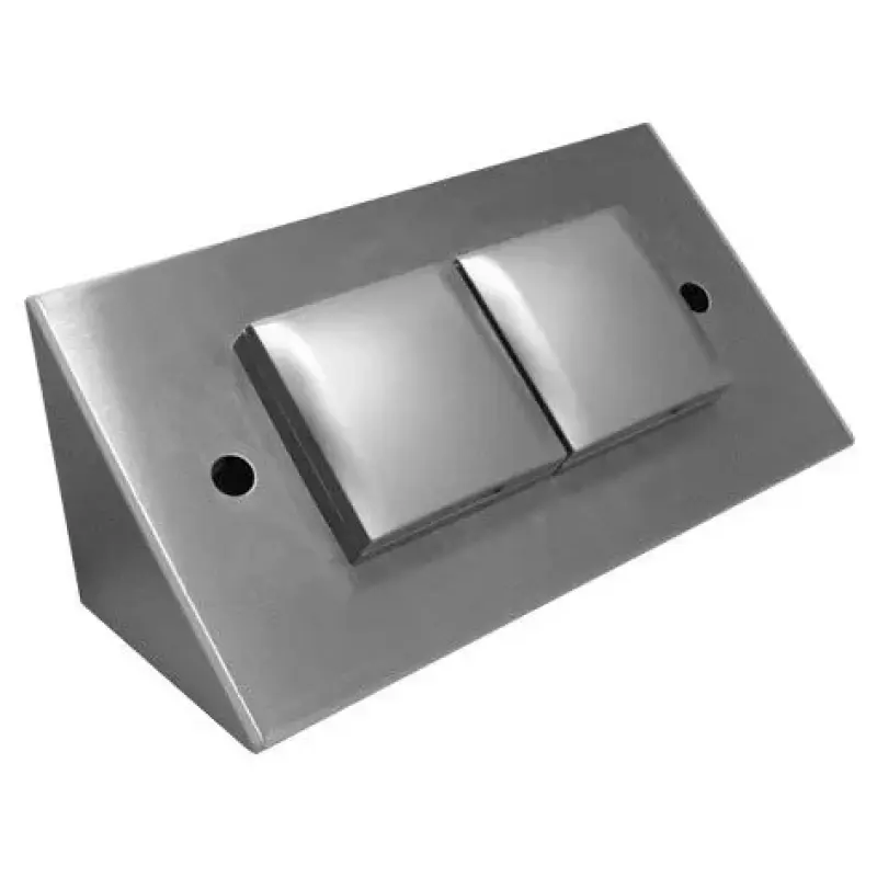 Σύνδεσμος με 2 πρίζες εξοπλισμένες με καπάκια γείωσης ST3900ST.