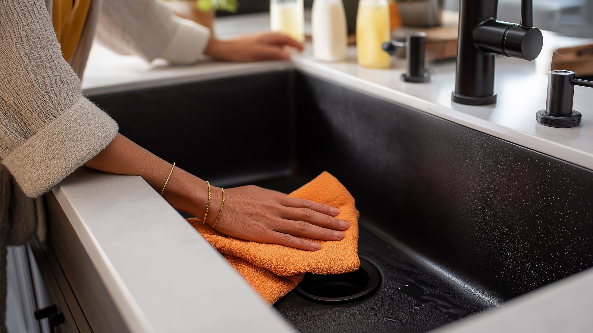 39_el_media-1_how-to-clean-a-black-sink-02.jpg